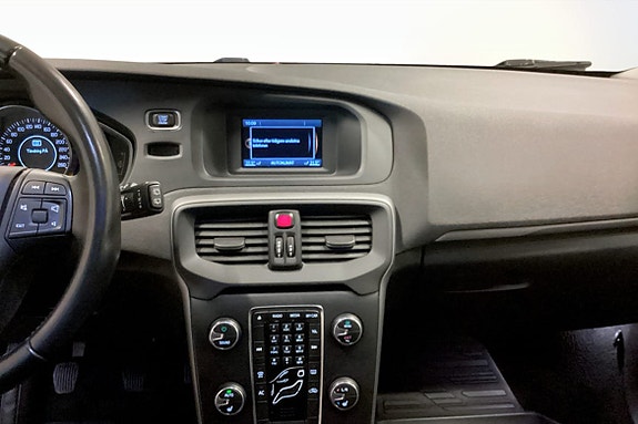 Volvo V40 7 of 11