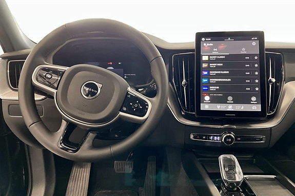 Volvo XC60 7 of 26