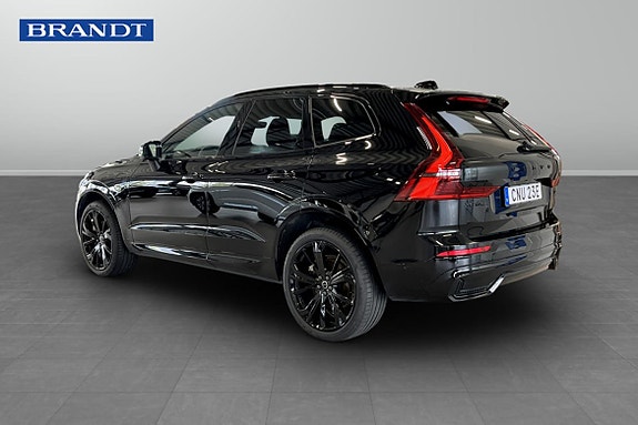 Volvo XC60 6 of 26