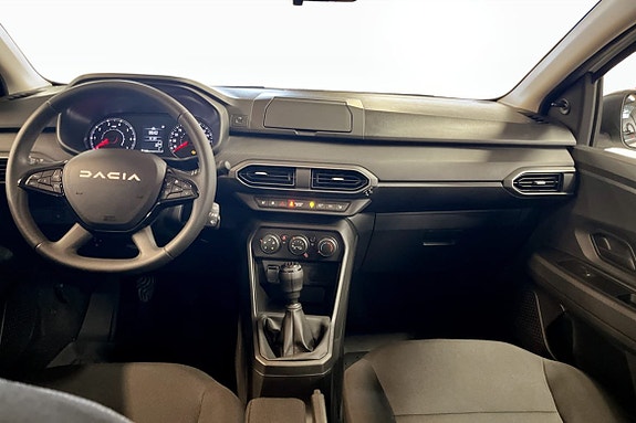 Dacia Sandero 8 of 17
