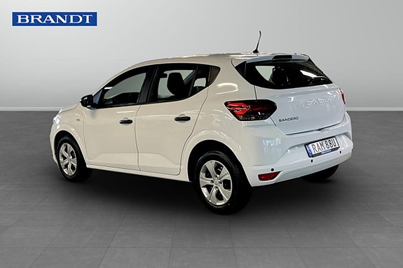 Dacia Sandero 4 of 17