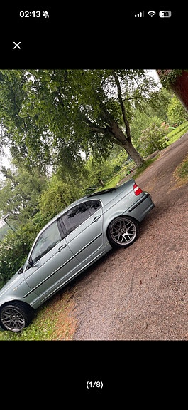 BMW 325i 4 of 5