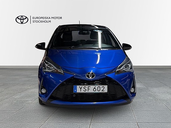 Toyota Yaris 5 of 11