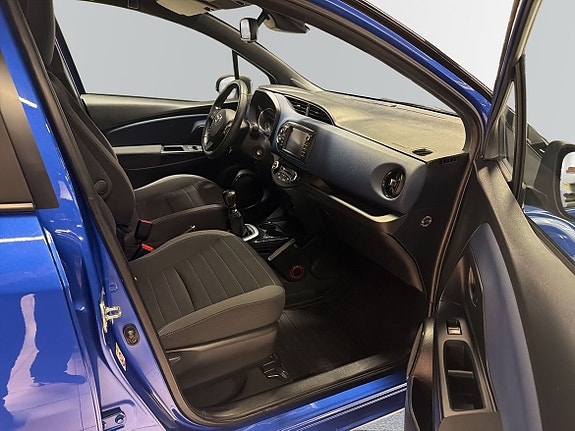 Toyota Yaris 6 of 11