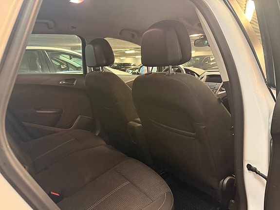 Opel Astra 11 of 16