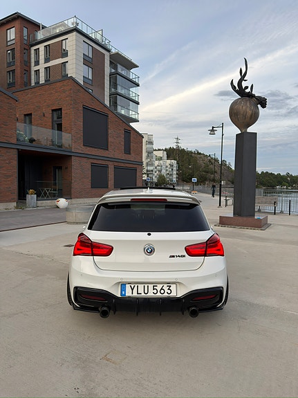 BMW M140i 5 of 5