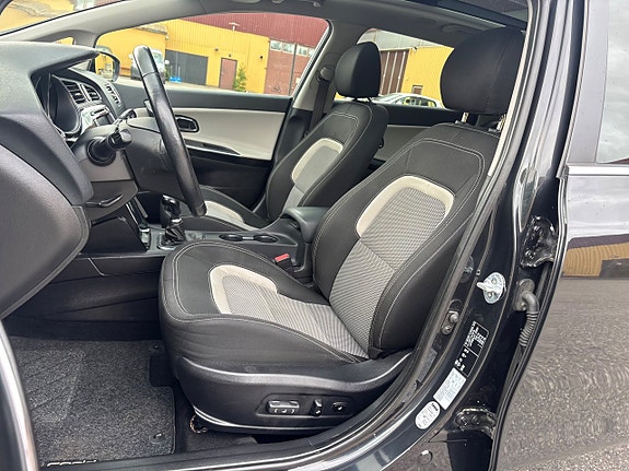 Kia Ceed 9 of 17