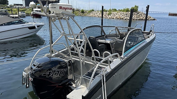 Viggo X8 med Mercury 400R 2018 med endast 80 timmar 3 of 11