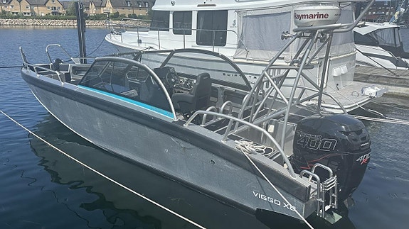Viggo X8 med Mercury 400R 2018 med endast 80 timmar 2 of 11