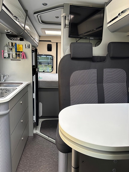 Adria Twin 600 SPT 12 of 17