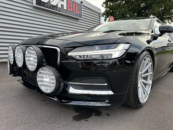Volvo V90 23 of 25