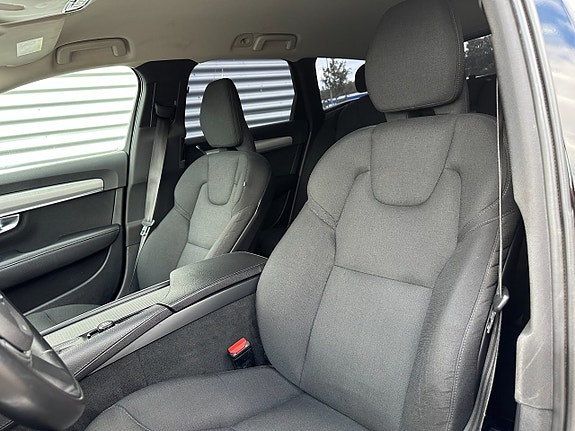 Volvo V90 14 of 25