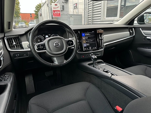 Volvo V90 19 of 25