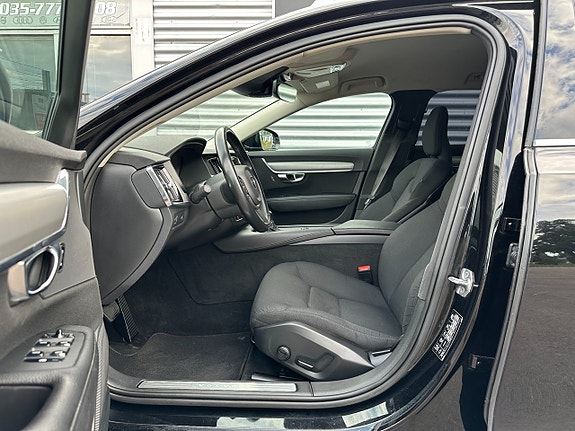 Volvo V90 17 of 25