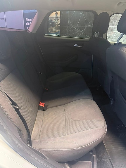 Ford Focus 14 of 17