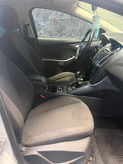 Ford Focus 15 of 17
