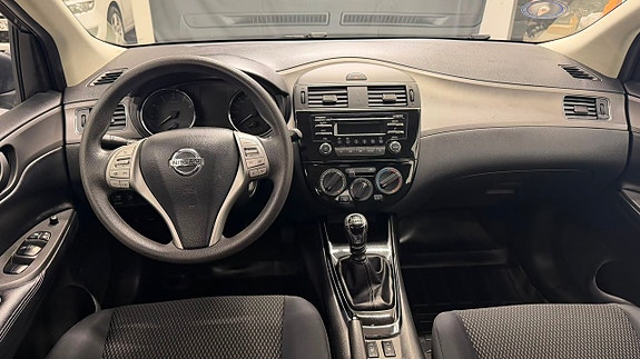 Nissan Pulsar 8 of 13