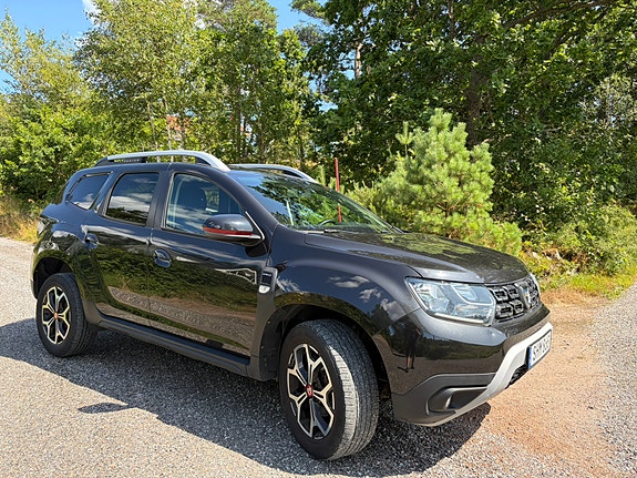 Dacia Duster 2 of 5