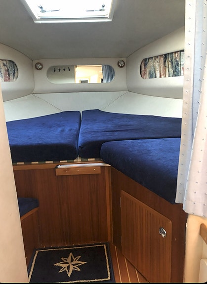 Sea Ray 300 Sundancer 13 of 19