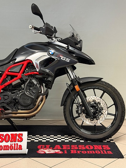 BMW F 700 GS 2 of 5