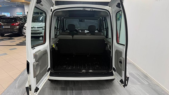 Renault Kangoo Express 8 of 13