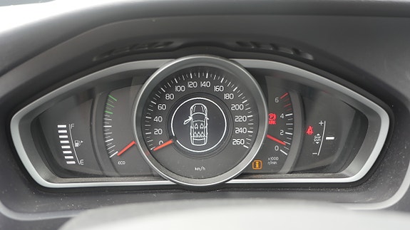 Volvo V40 6 of 7