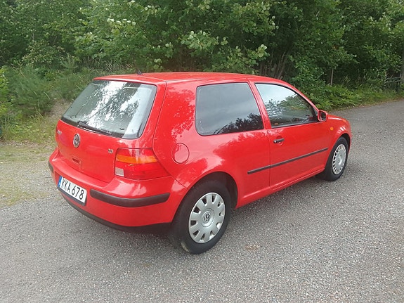 Volkswagen Golf I 2 of 6