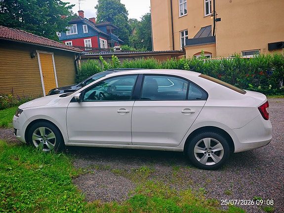 Skoda Rapid 4 of 5