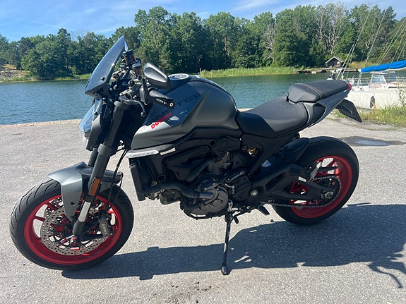 Ducati Monster 5 of 5