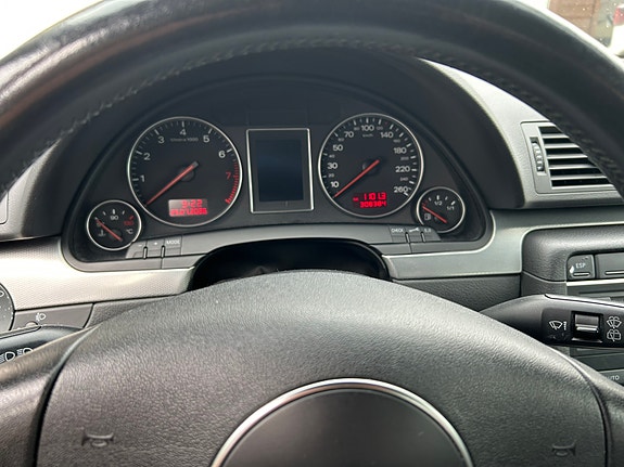 Audi A4 5 of 5