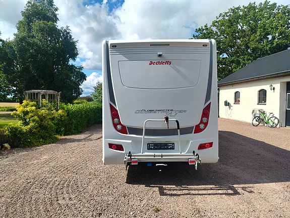 Dethleffs 7850 XL-I Hydr stödben Alde Långbäddar 8 of 15