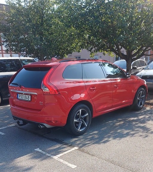 Volvo XC60 2 of 2