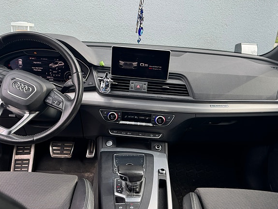 Audi Q5 4 of 5