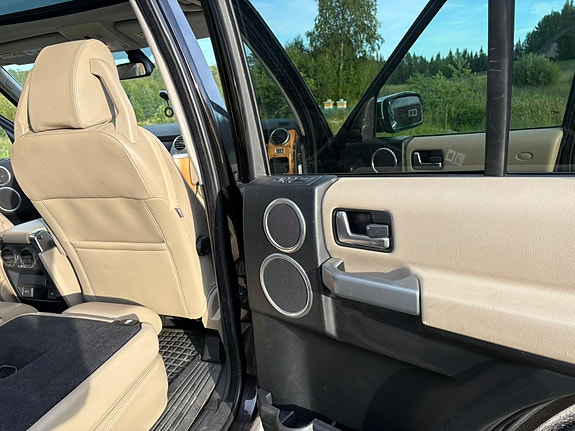 Land Rover Discovery 3 7 of 16