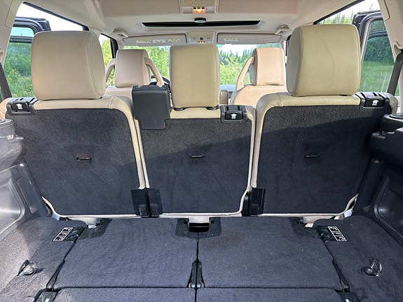 Land Rover Discovery 3 11 of 16