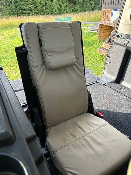 Land Rover Discovery 3 14 of 16