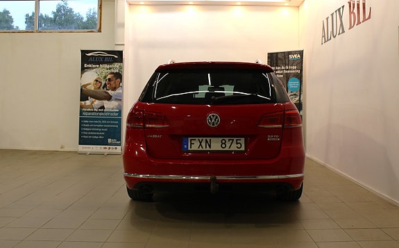 Volkswagen Passat 7 of 18