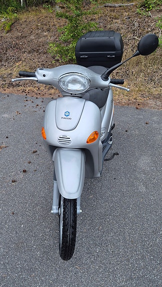 Piaggio Liberty 50 2 of 7