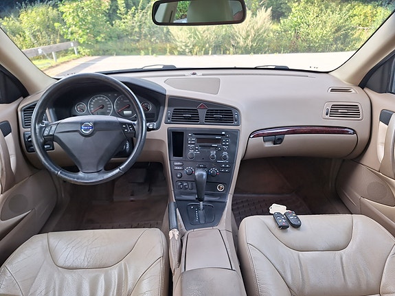 Volvo S60 5 of 5