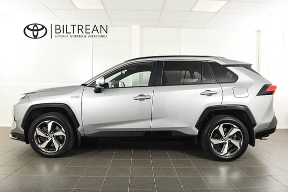 Toyota RAV4 Plug-in Hybrid 3 of 5
