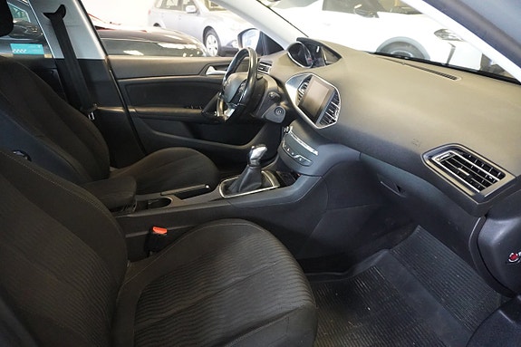 Peugeot 308 6 of 7