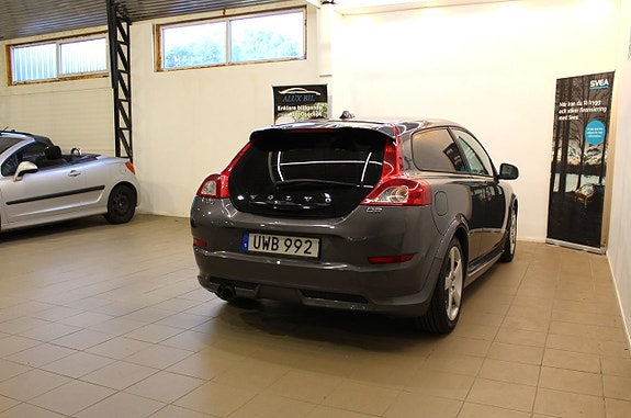 Volvo C30 8 of 16