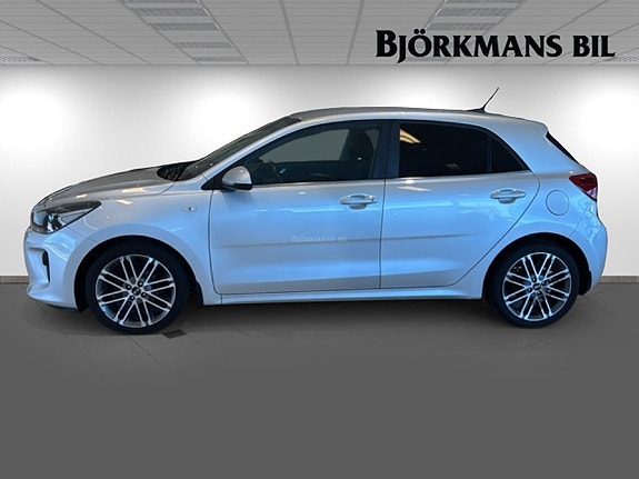 Kia Rio 4 of 5