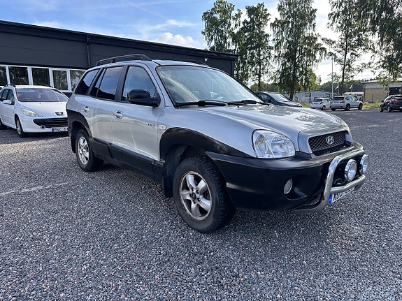 Hyundai Santa Fe 2 of 7