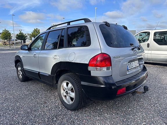 Hyundai Santa Fe 4 of 7