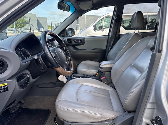 Hyundai Santa Fe 5 of 7