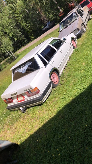 Volvo 740 3 of 6