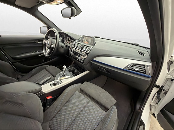 BMW 118d 14 of 30