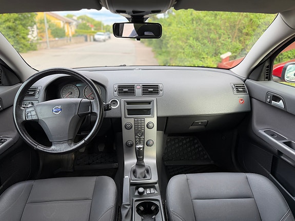 Volvo V50 5 of 5