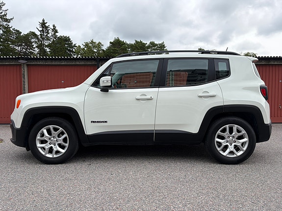 Jeep Renegade 2 of 11